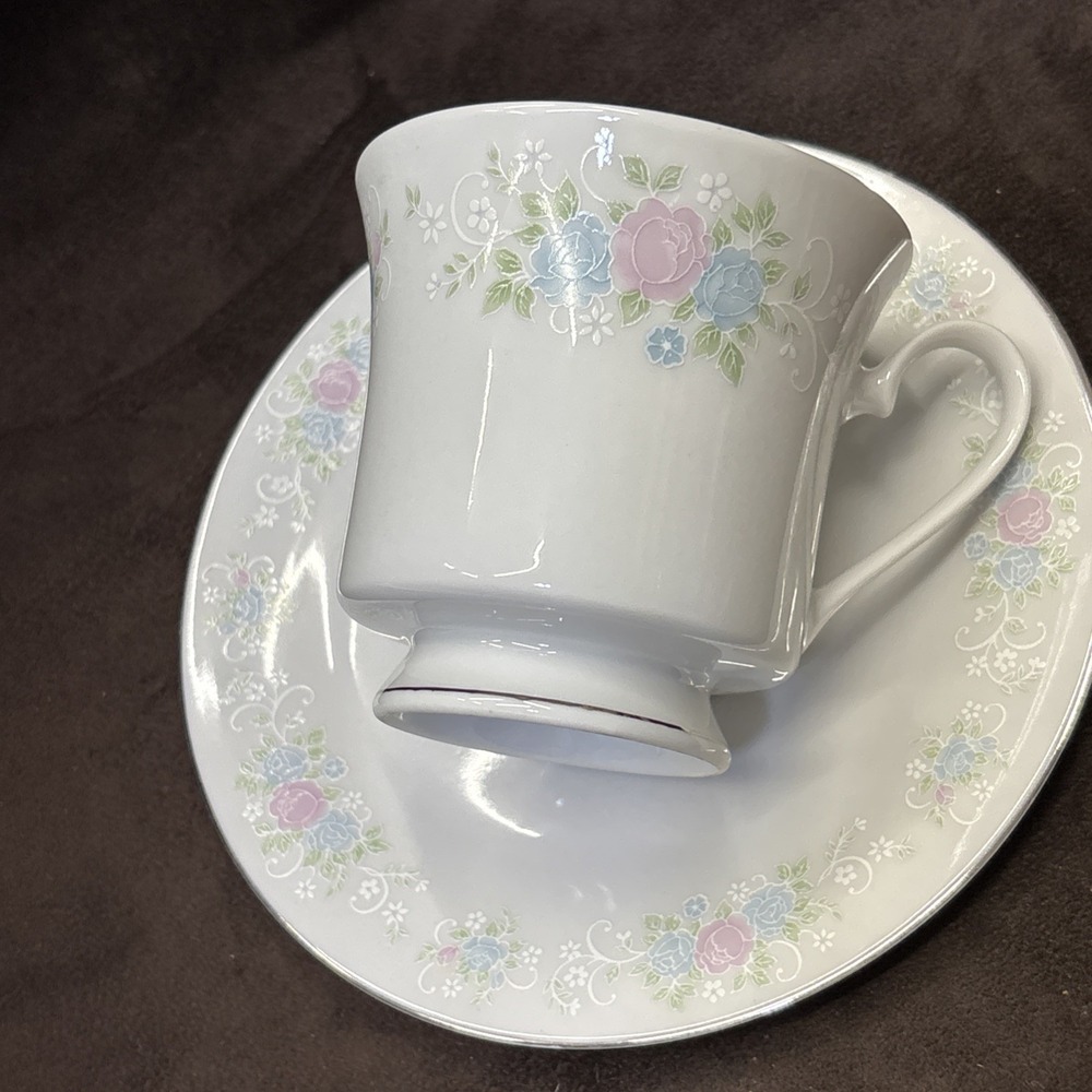 Guo Guang Tea Cup & Saucer Vintage China Garden Prestige Floral Pattern